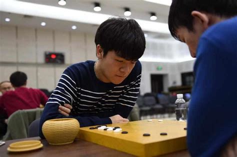 王元中级围棋教室