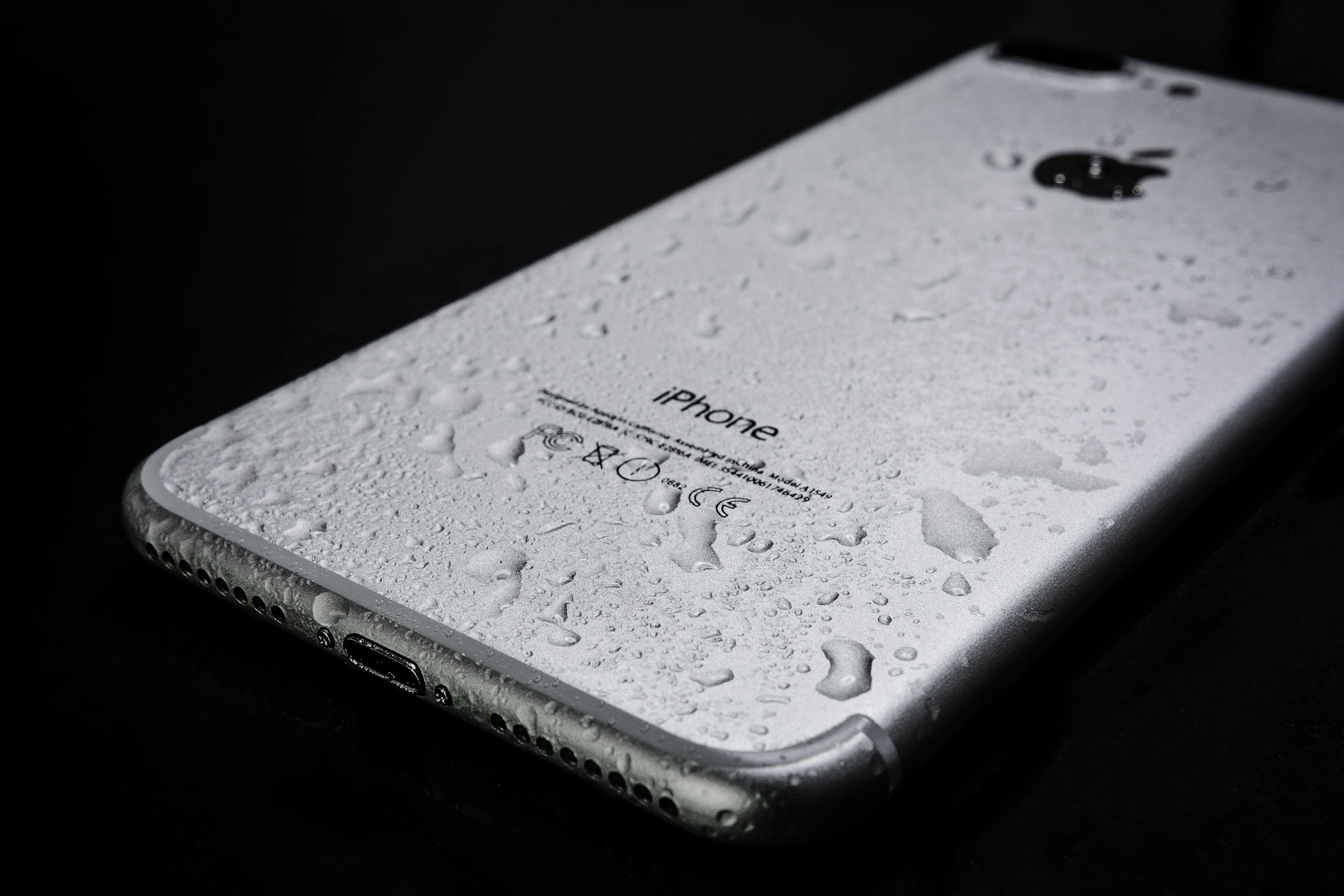 iPhone 7 黑色版，经典与时尚的完美融合