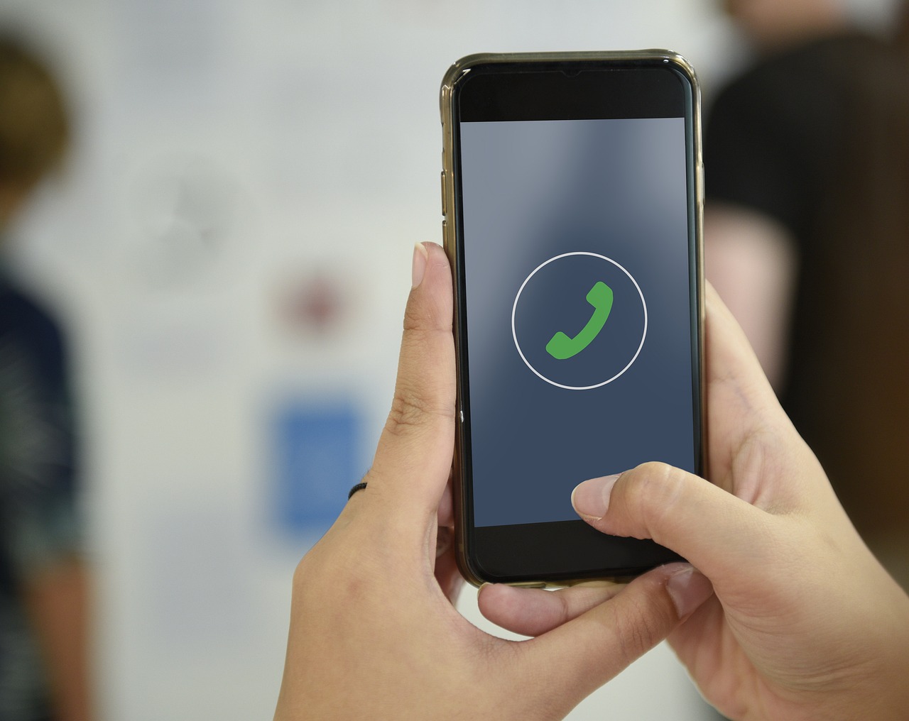 Calling手机，从通信工具到生活伴侣的演变