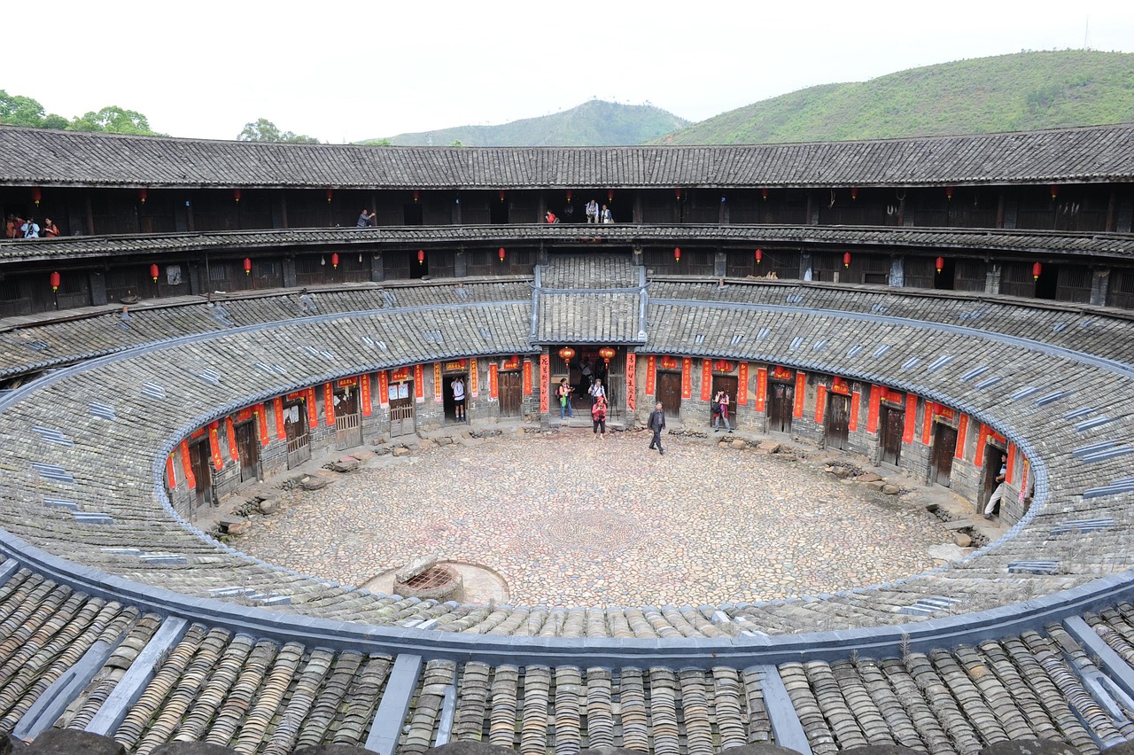 探索与传承，中国建筑师刘家琨荣获普利兹克建筑奖的启示