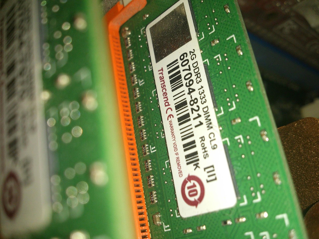内存升级大揭秘，DDR2与DDR3的较量