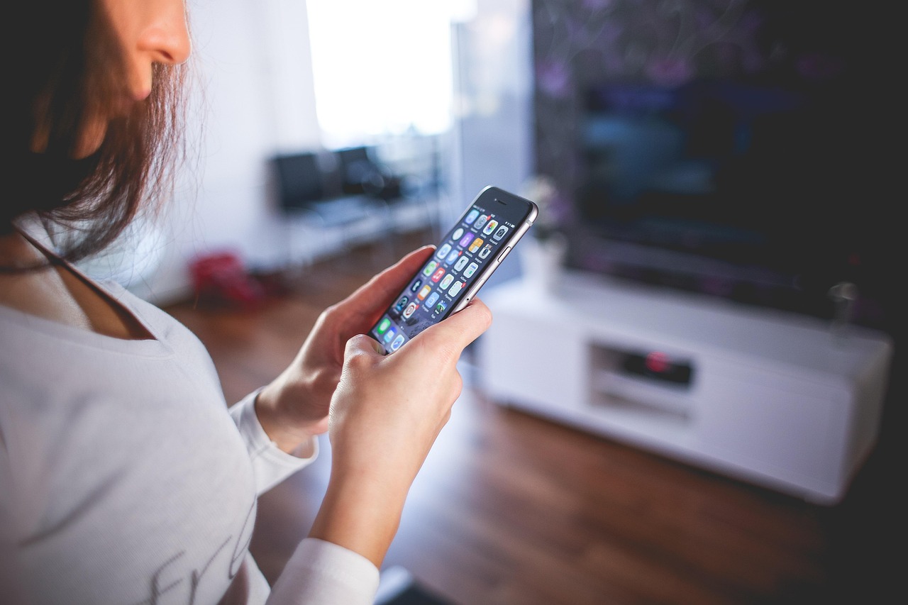 深入探索，如何利用iPhone序列号查询获取设备信息