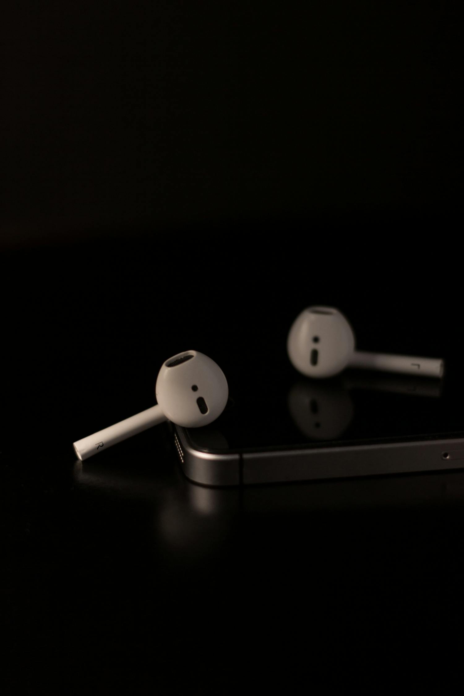 探索苹果新AirPods，无线音频的未来