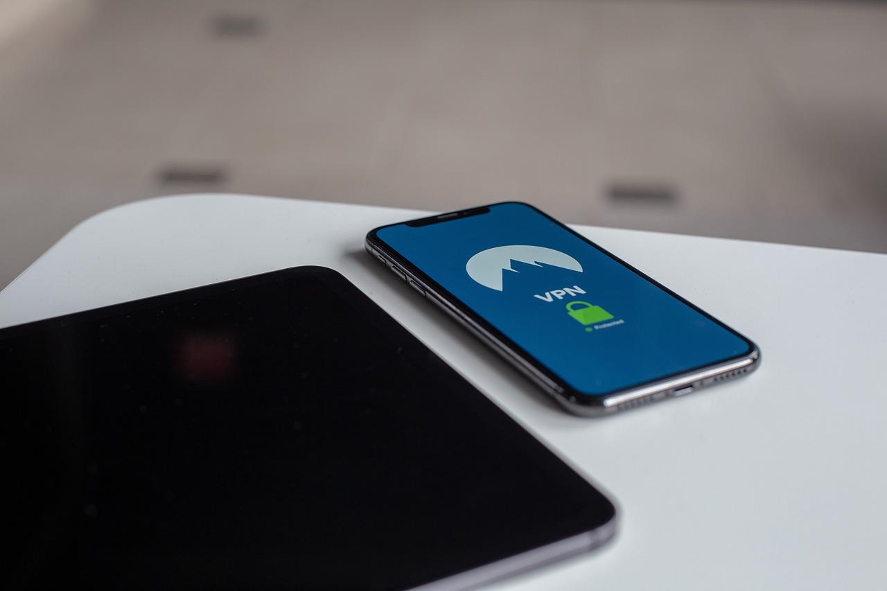 如何在iPhone上设置VPN，简单步骤与实用指南
