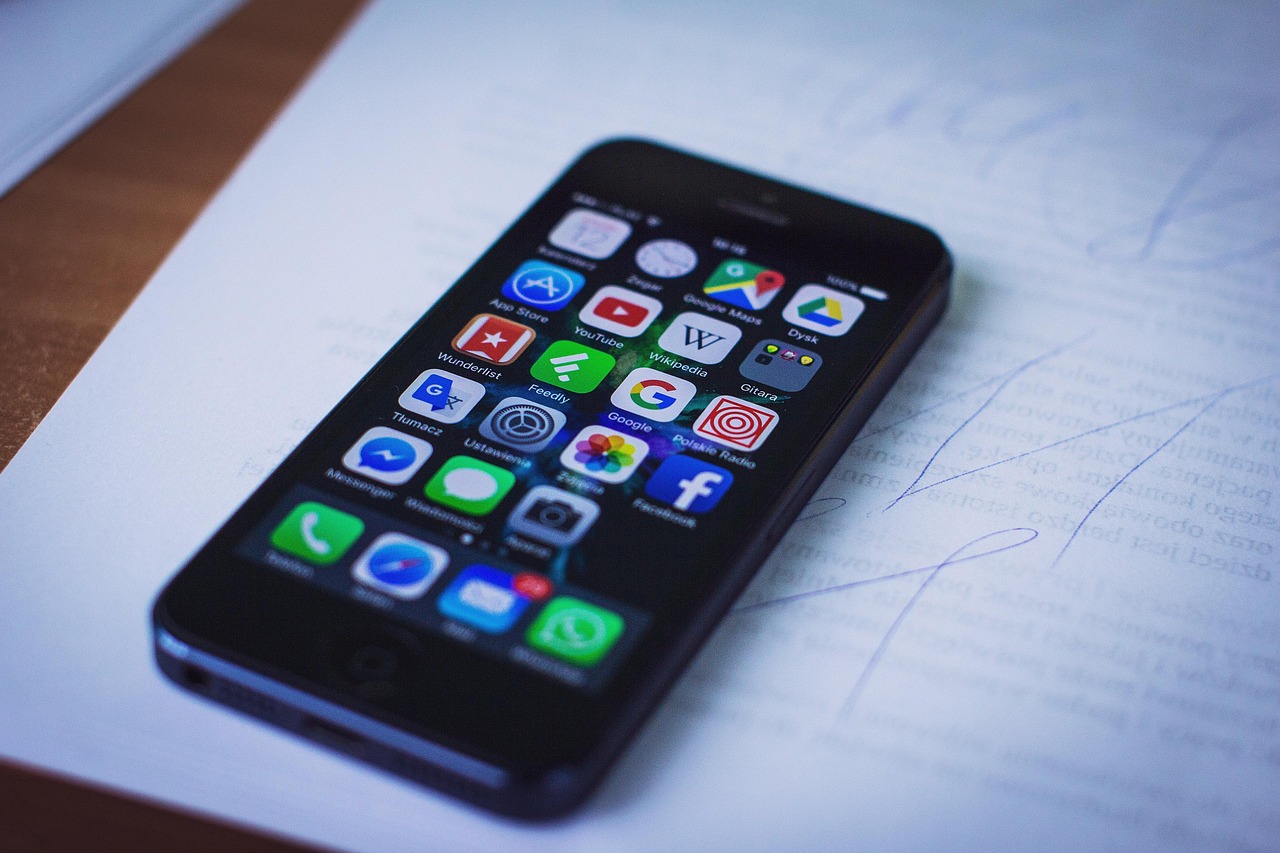 展开未来，iPhone折叠屏的革命性曝光