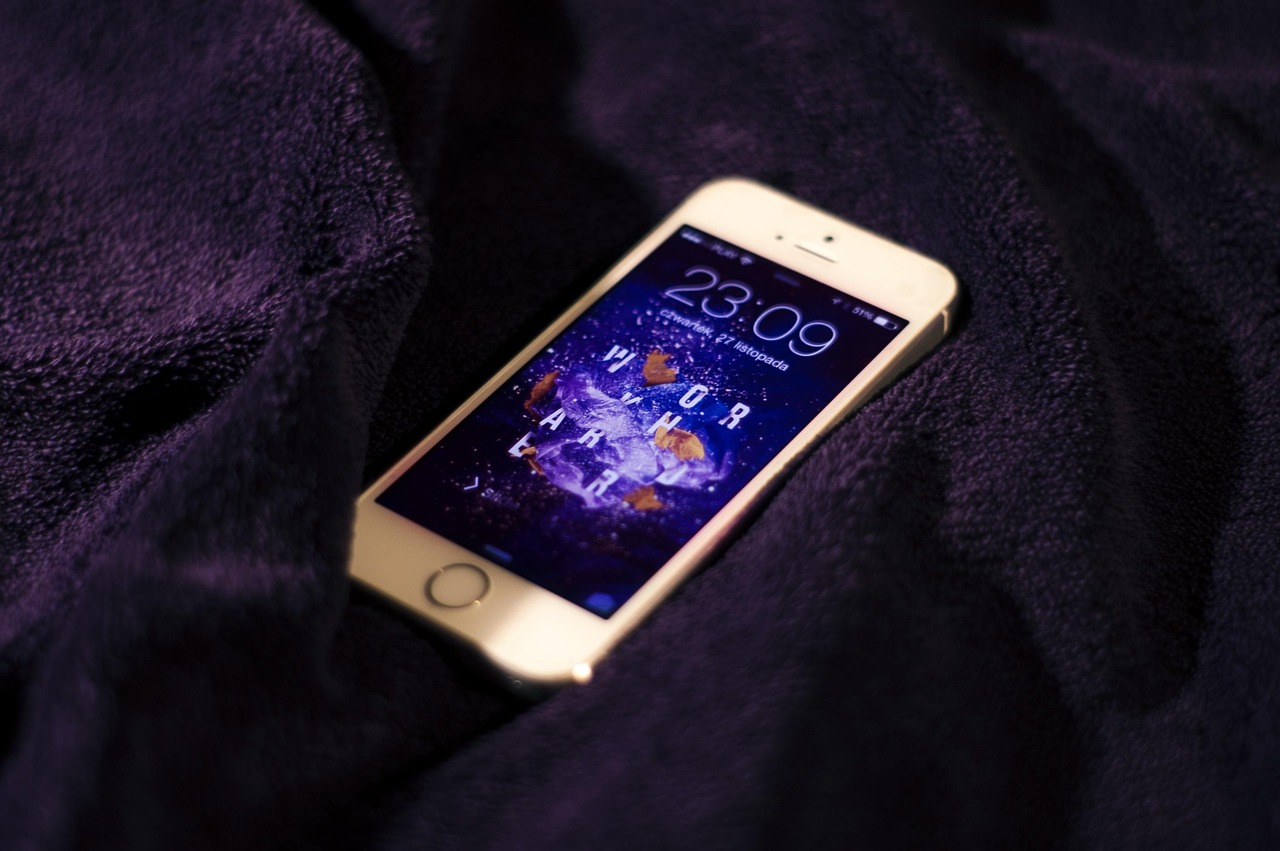 HTC 329t，经典与现代的融合，智能手机市场的一股清流