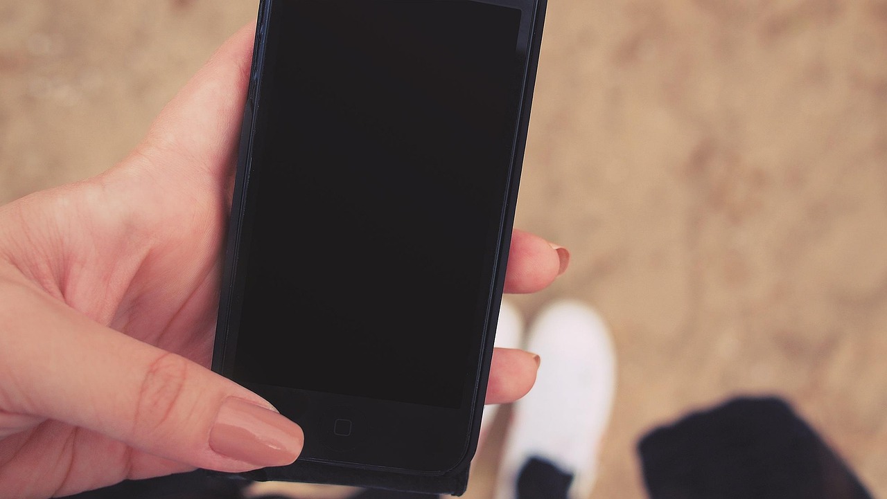 HTC 610d，经典与现代的融合，智能手机的复古之旅